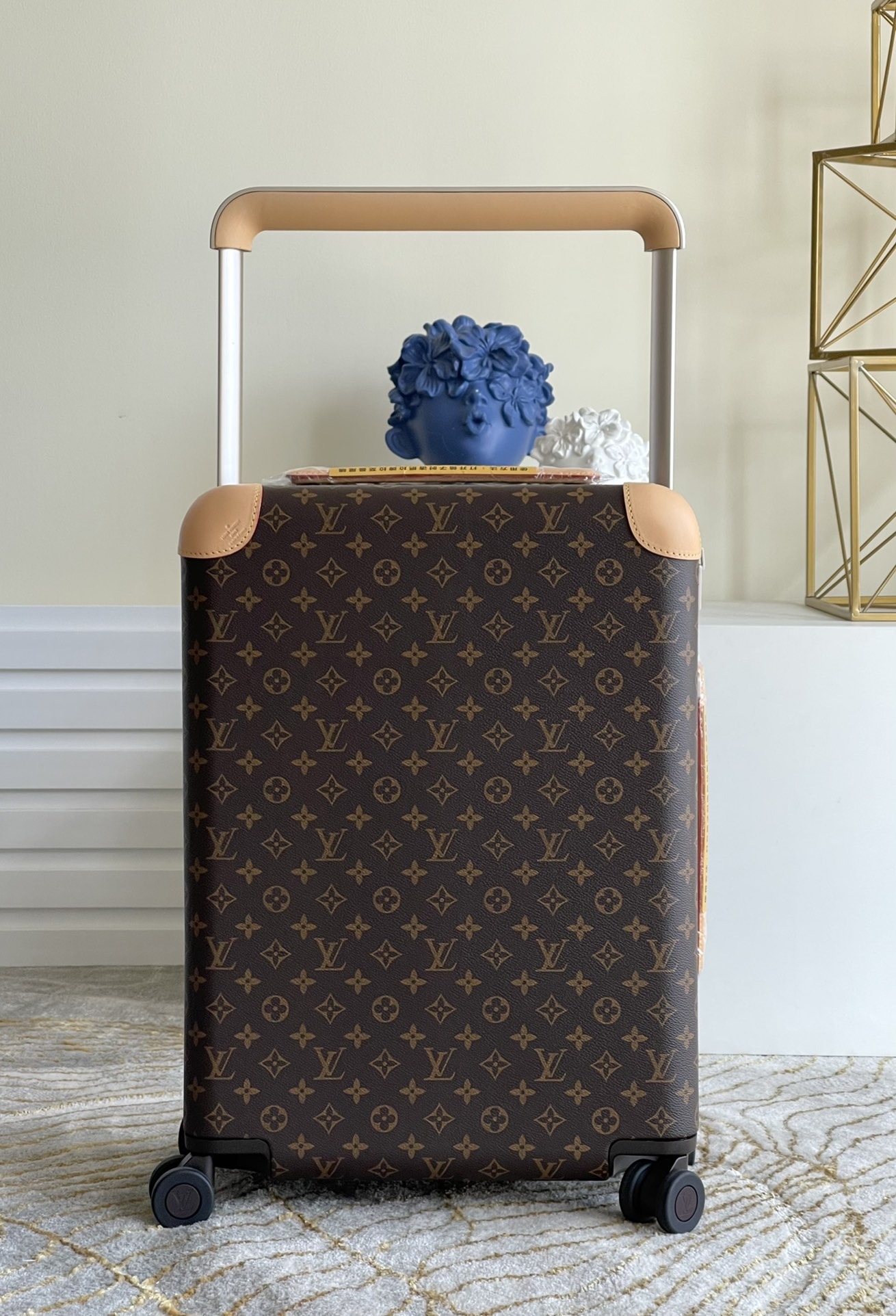 Louis Vuitton Horizon 55
